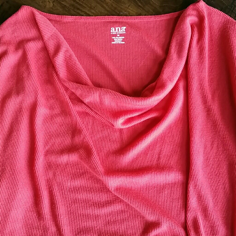 SOLD A.n.a. top